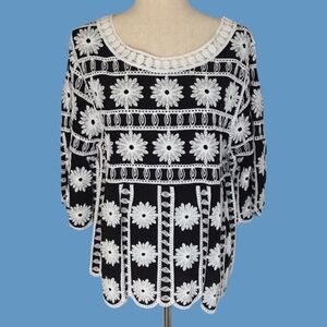 Anthropology Kindred Elegant Blouse Embroidered Scalloped Hem Black White